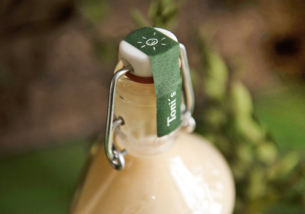 VI設計公司分享有機雞蛋品牌優(yōu)勢